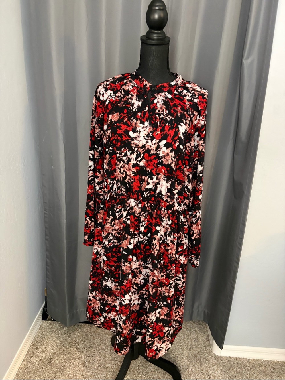 2. Elizabeth & James Midi Dress, Size XXL, EUC